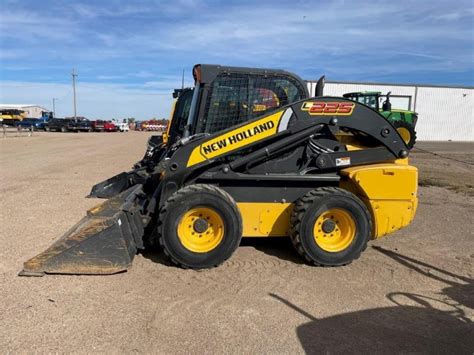 2013 new holland l225 skid steer specs|new holland l225 oil capacity.